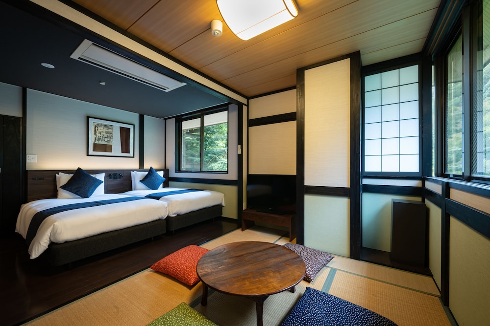 Onsen Guesthouse Tsutaya - Hostel view 4