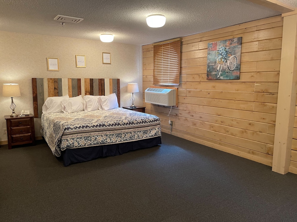Paddle Wheel Inn