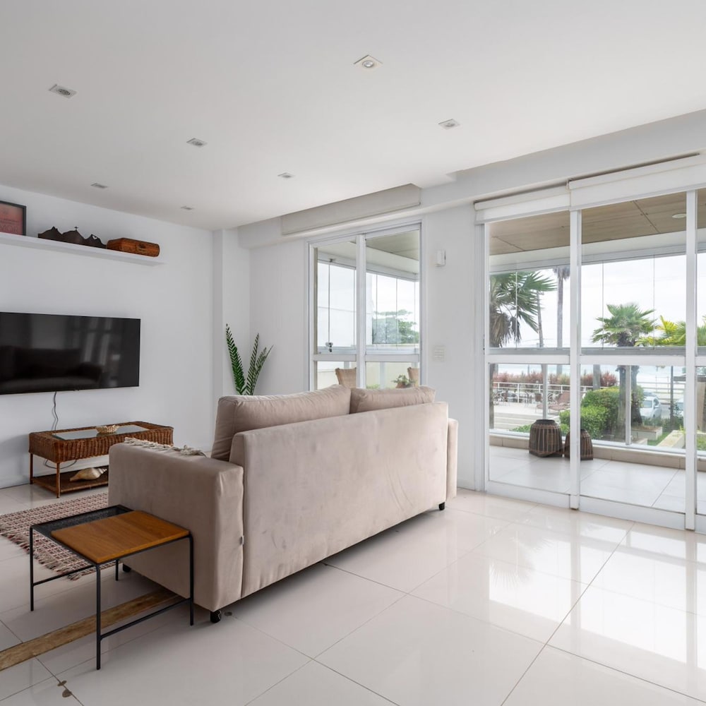 Wonder in Barra da Tijuca 3 Bedrooms Pp101 Z10