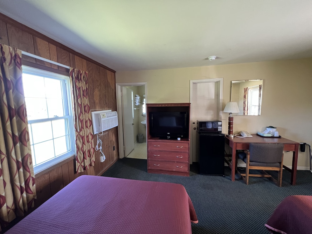 Relax Inn By OYO Natural Bridge I-81