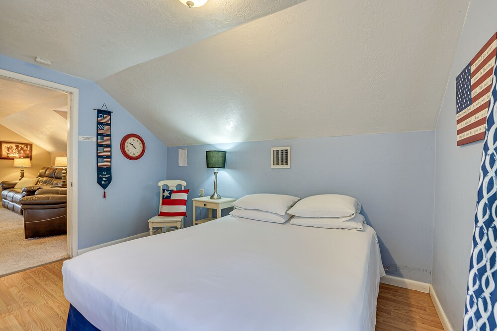 Remodeled Pioneer Home in Hurricane w/ Patio! view 2