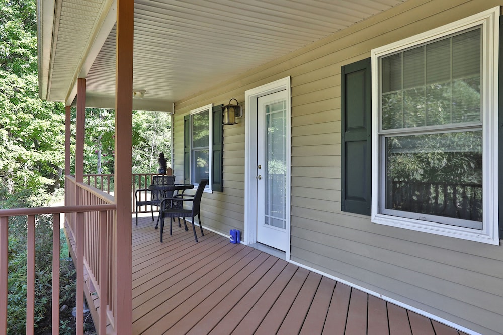 Moondance Ridge Bed & Breakfast view 3