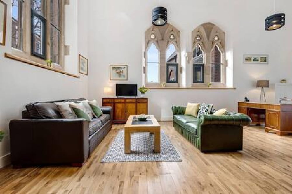 Host Stay Belvidere Church view 4