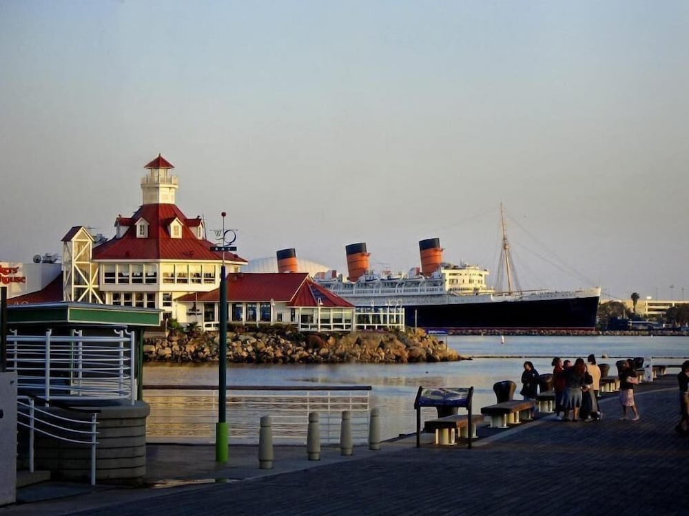 Scottish Inns Long Beach