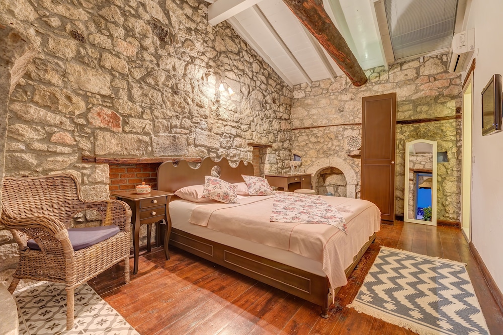 Alacati Eski Ev Hotel - Image 16