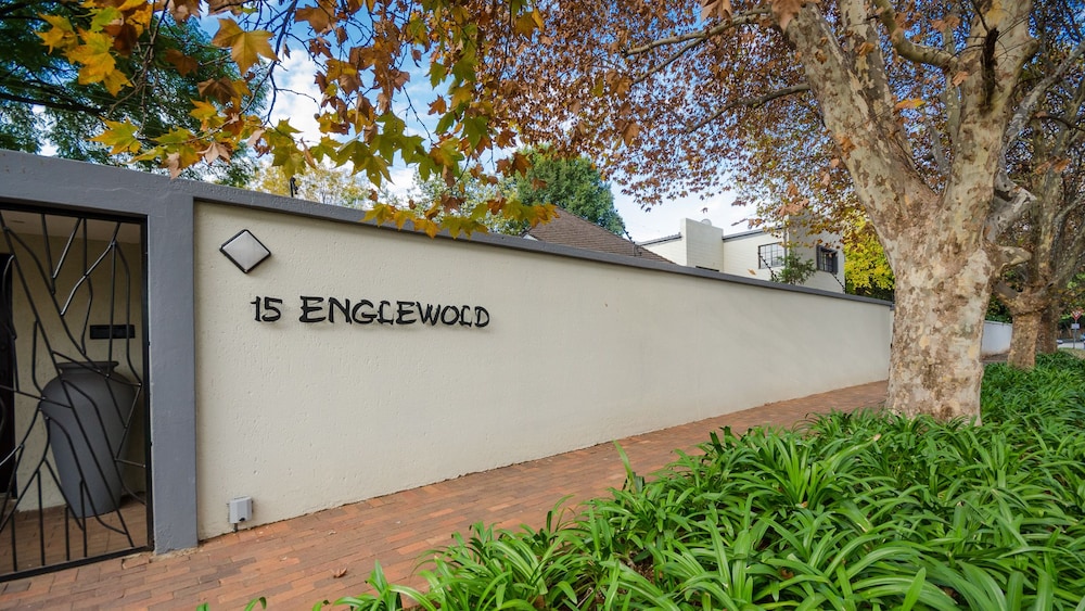 Englewold Manor Guest House