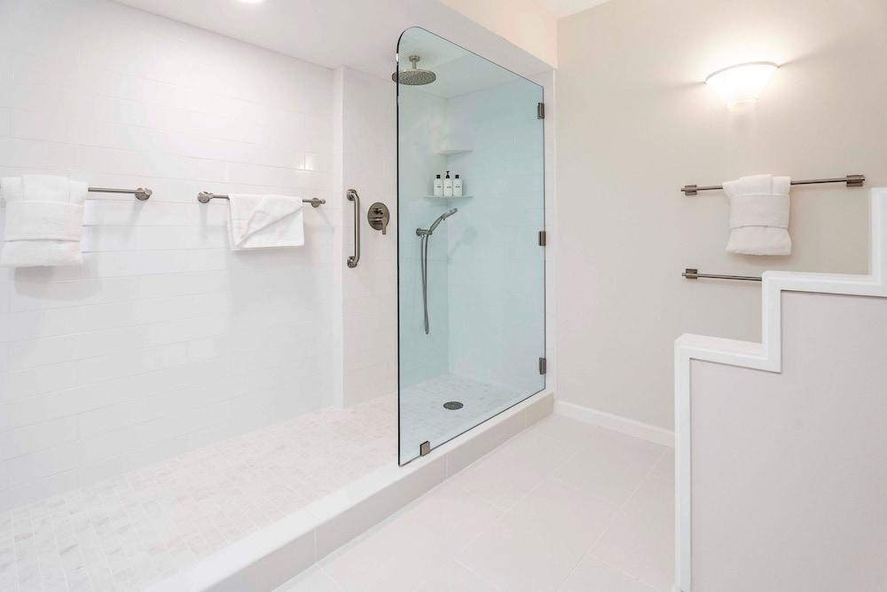Top Floor Rental - Ocean Views - Vrkcv
