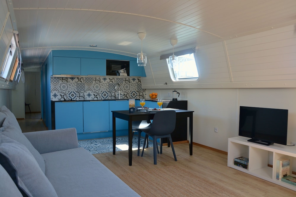 Tagus Marina - Houseboat