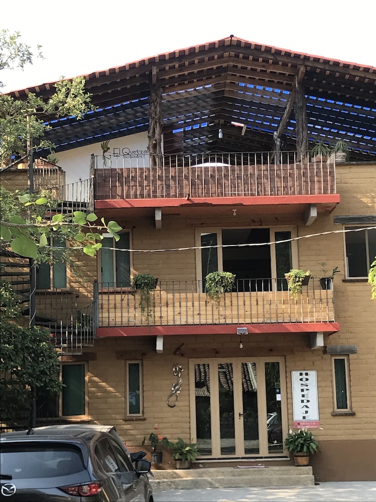 Photo 19