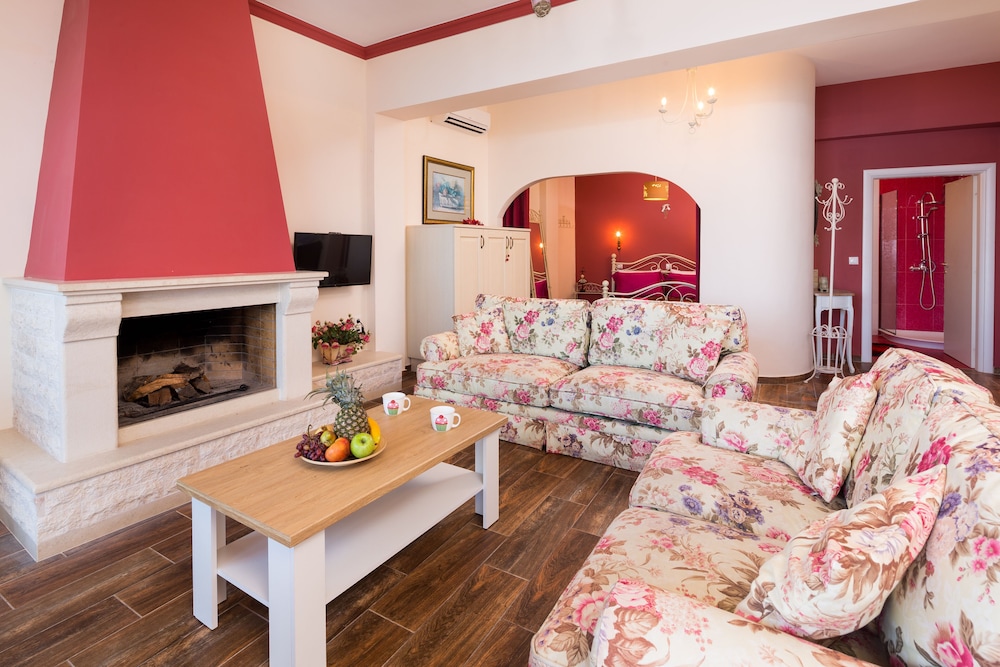 Anna Apartments Boukari