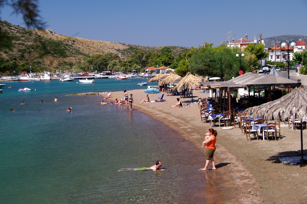Stork Holiday Apartments - Garden & Sea View