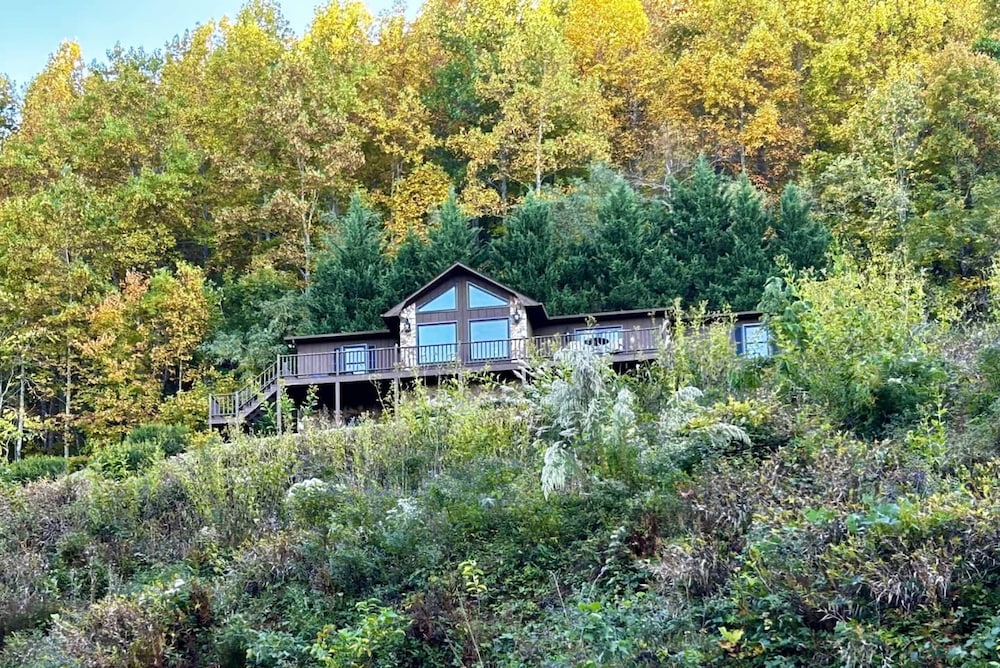 Private Cabin Blue Ridge Views Fireplace
