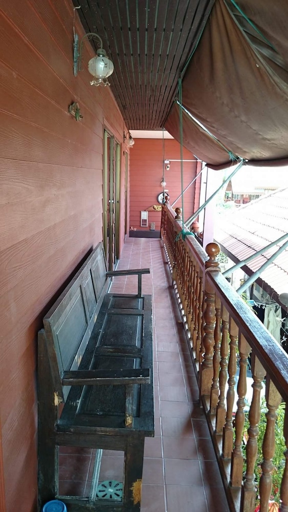 Baan Somboon Guesthouse view 2