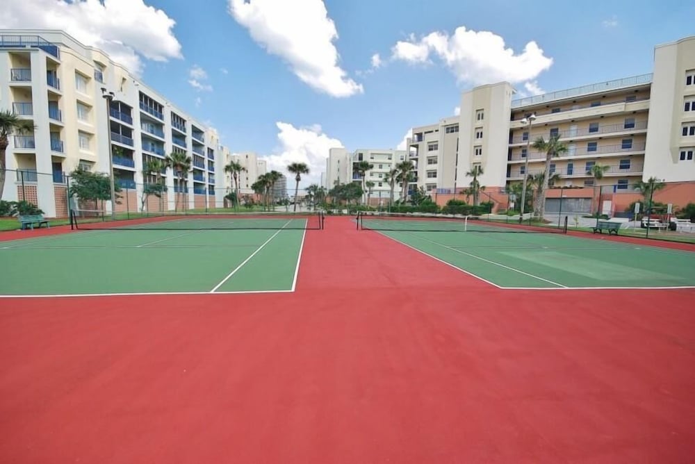 Oceanwalk 3-403
