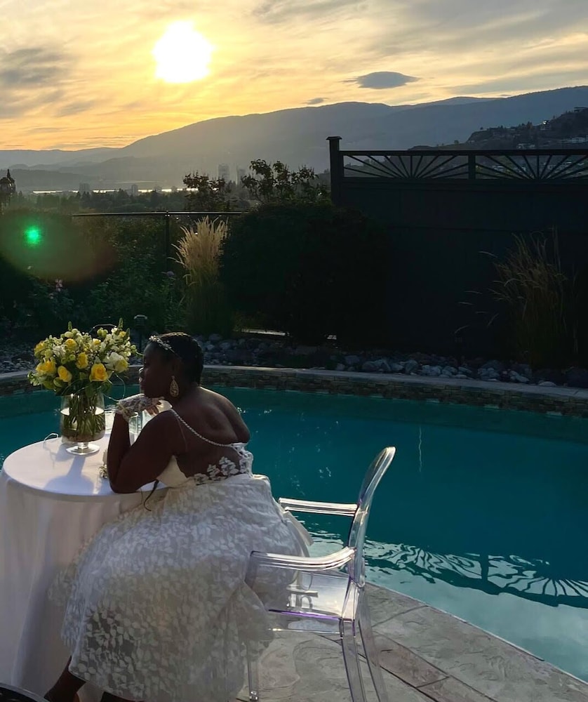 A Vista Villa Couples Retreat