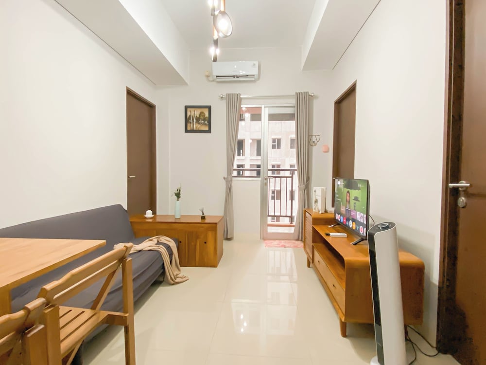 Big And Cozy 3Br Apartment At Transpark Juanda Bekasi Timur