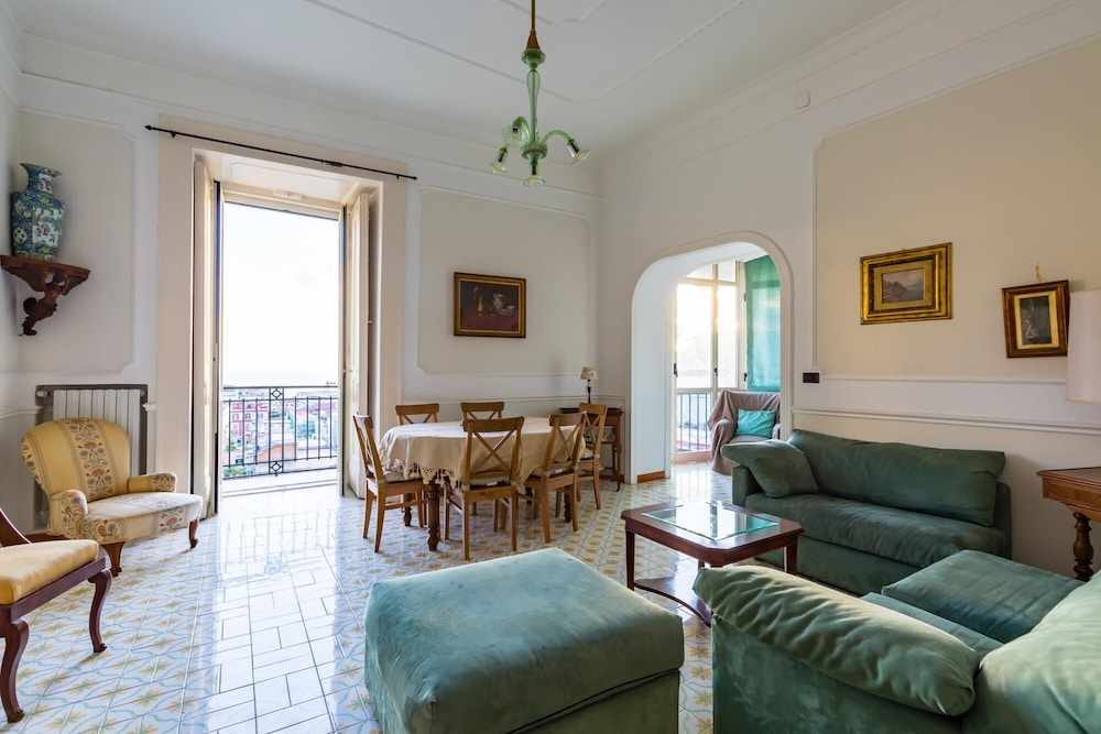 Villa Paola - Hidden Panoramic Garden and Terraces
