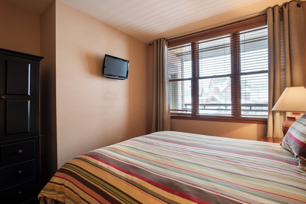 Two Bedroom Condos at Zephyr Mountain Lodge - Winter Park CO