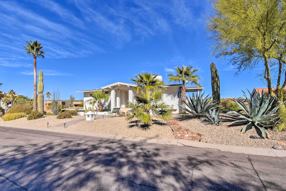 Fountain Hills Home w/ Pool & Mountain Views view 4