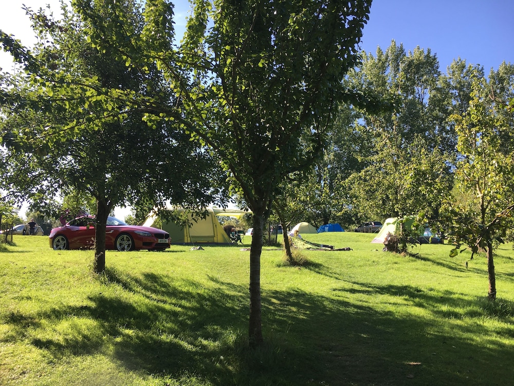 Cotswolds Camping at Holycombe