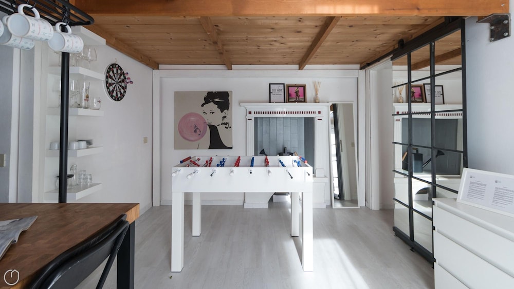 Binda 10 — Milan