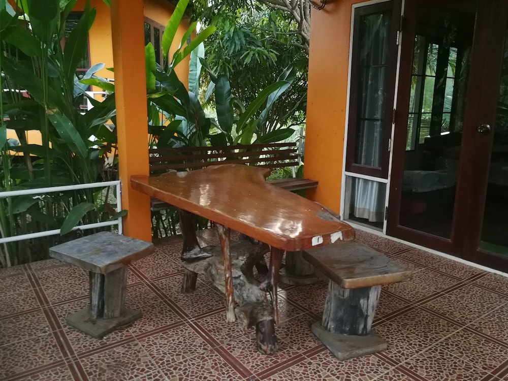 Ingkamol Homestay