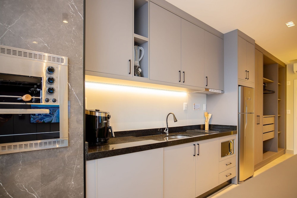 Elegance Residence
