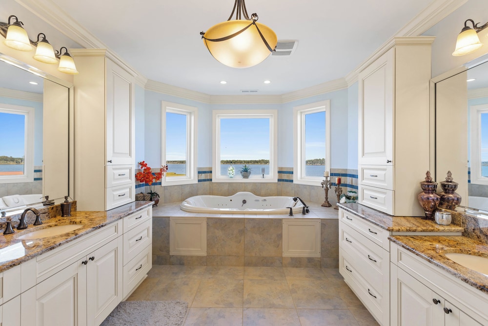 Permuda Private Island by Topsail Realty