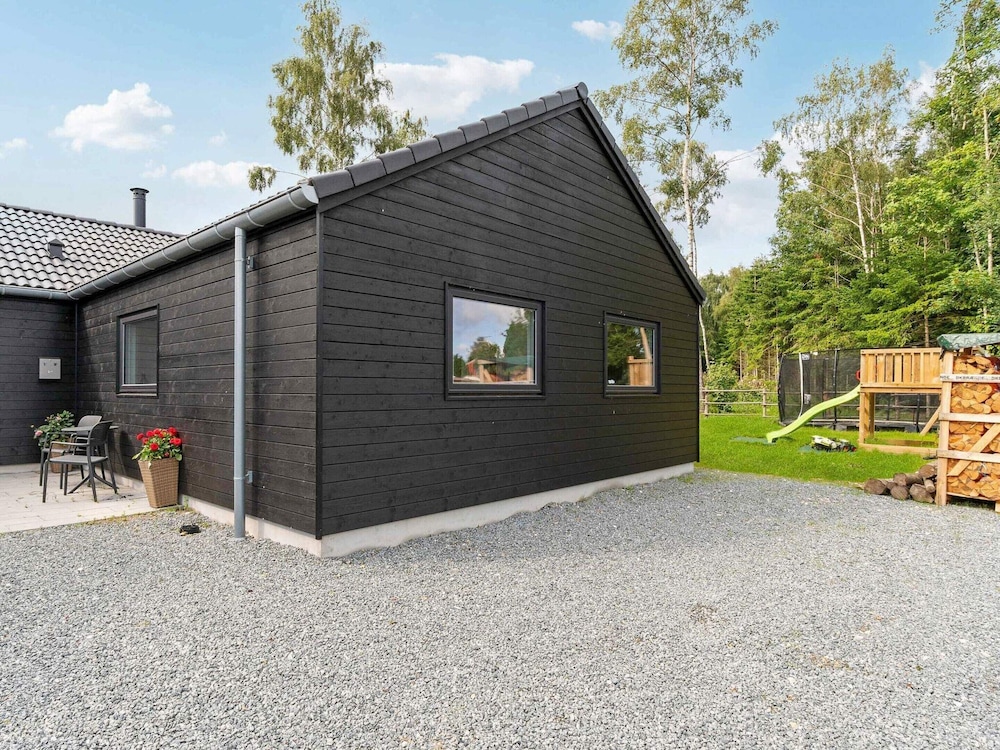 5 Star Holiday Home in Dronningmolle