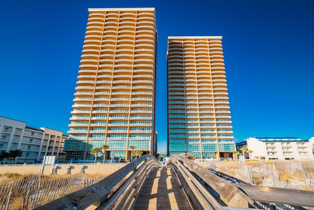 Phoenix Gulf Towers 1006 2 Bedroom Condo