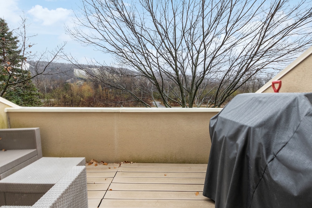 Wintergreen Condos
