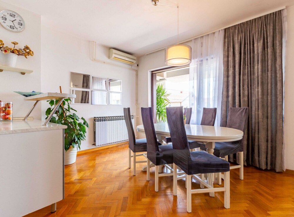 Zadar Lavish and Luxurious Apartment With Private Pool