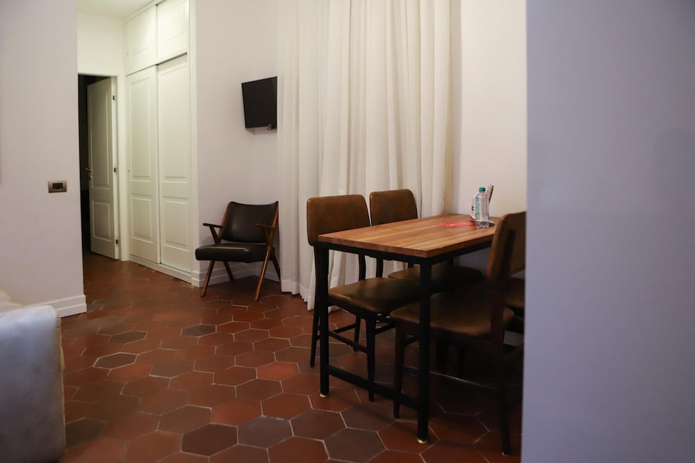 Cozy Apartment at Pizzofalcone by Wonderful Italy
