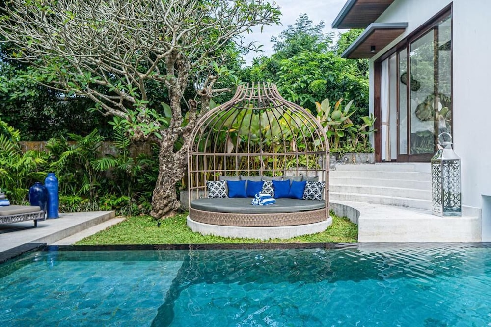 De Prestigio Villa II view 2