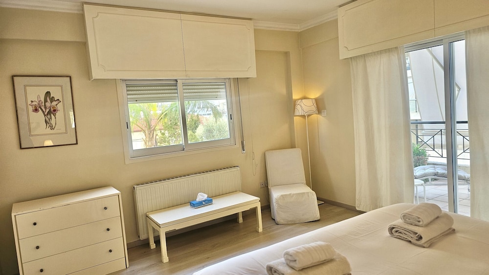24 NIC - Stay Charm Classic Apartment