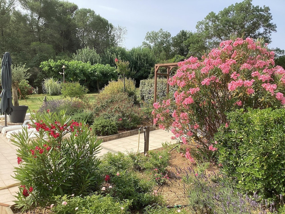 Villa in France With Private Pool & Garden