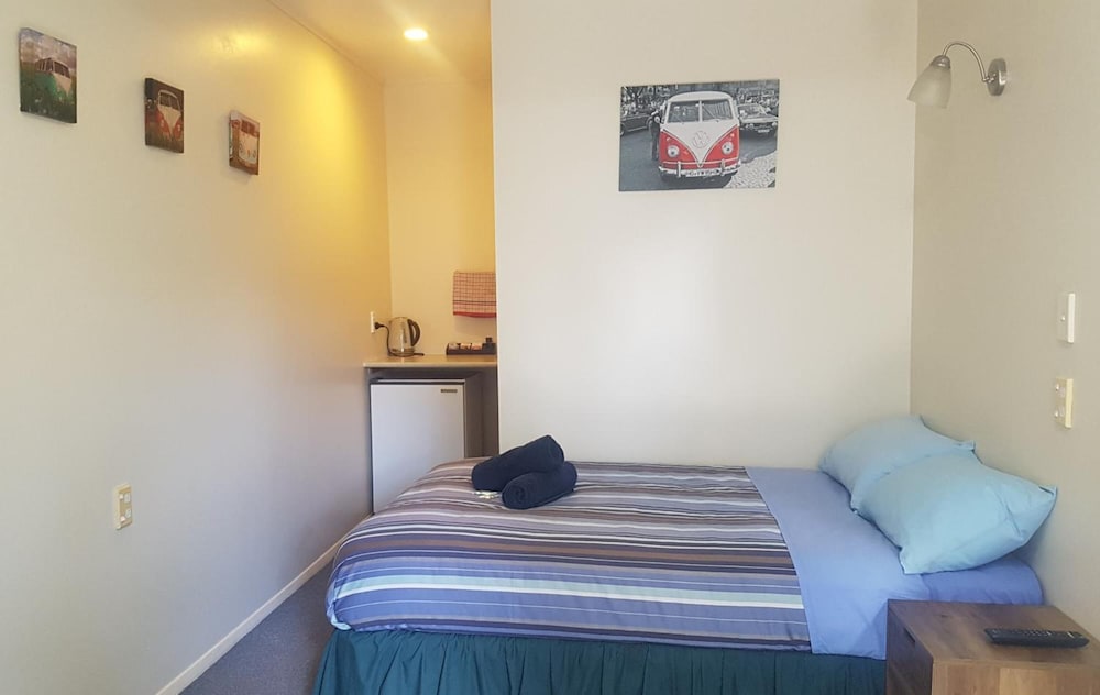 Centabay Lodge - Hostel