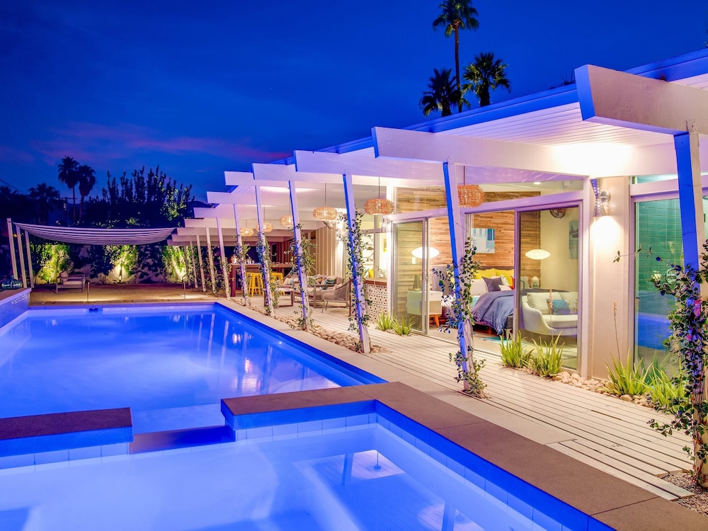 Palm Springs Vacations - West Elm House 2017: The Alexander - Property Image 7