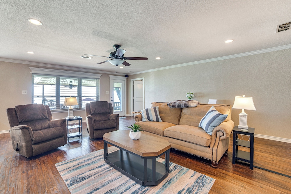 Waterfront Retreat w/ Dock on Cedar Creek Lake!
