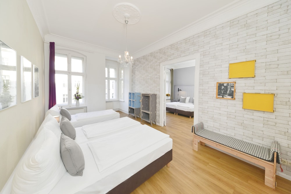 Old Town Apartments Schönhauser Allee Berlin