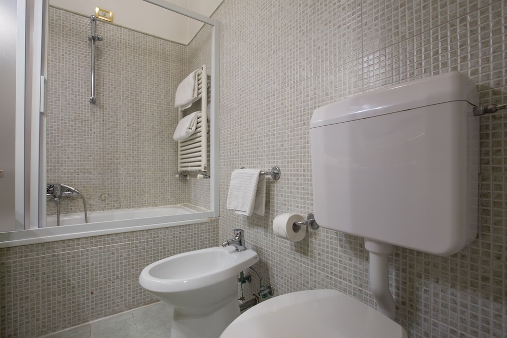 Luxury Palm Beach 1 BDR in The Village