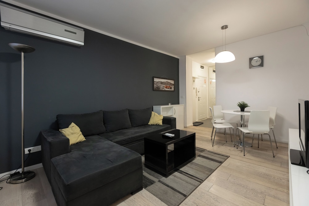 Central Studio Apartments