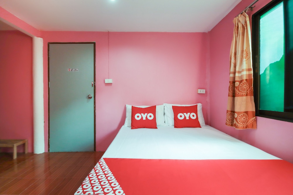 OYO 1163 Eden Hostel