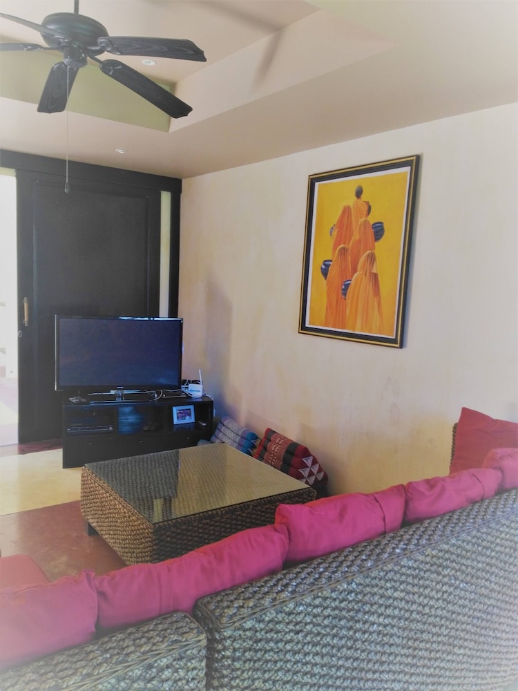 Three Bedroom Balinese Villa - a Shared Pool