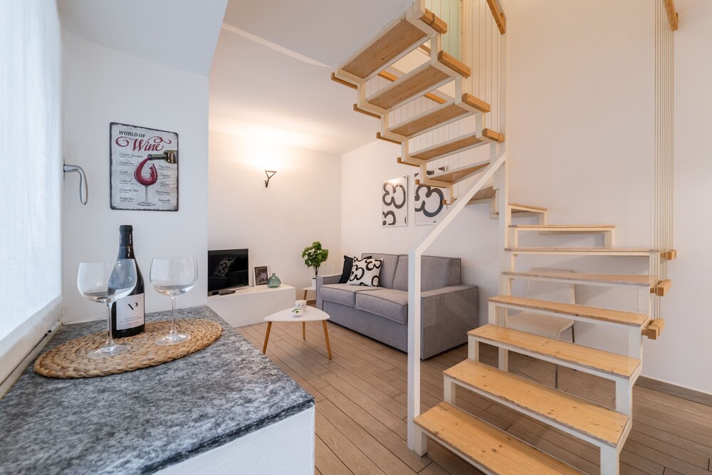 Viale Lecco 105 by Wonderful Italy