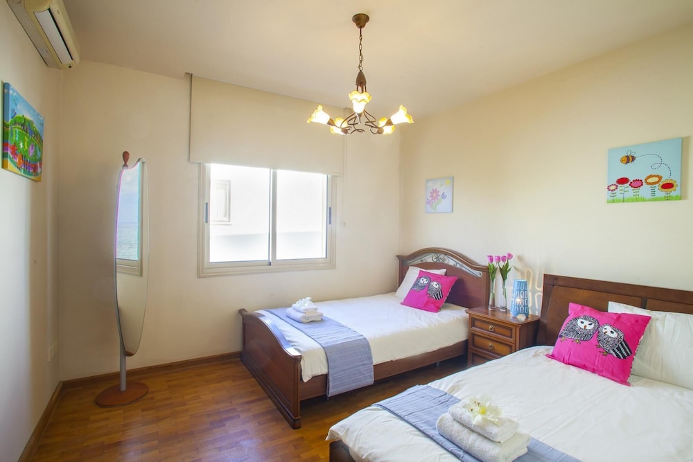 Mackenzie Eftyhia Beachfront Suite