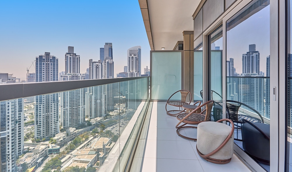 bnbme | Paramount Hotel Midtown | 2 Bdr
