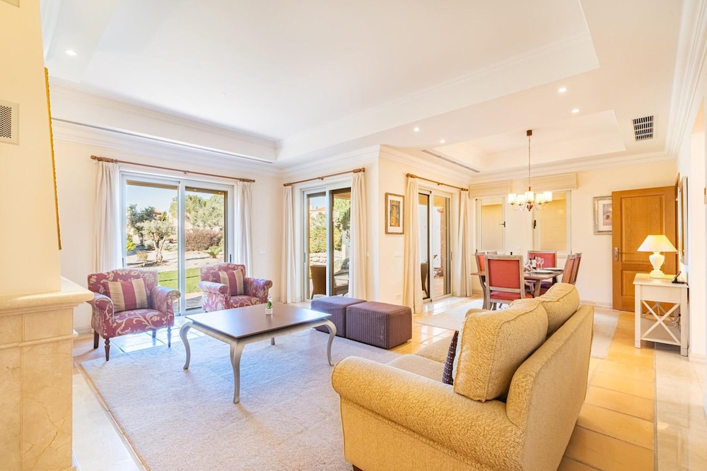 Villa Monte Rei 7 in Vila Nova de Cacela