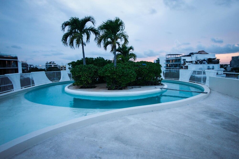Bombonzua Poshtel perfect for bachelorettes by Happy Address