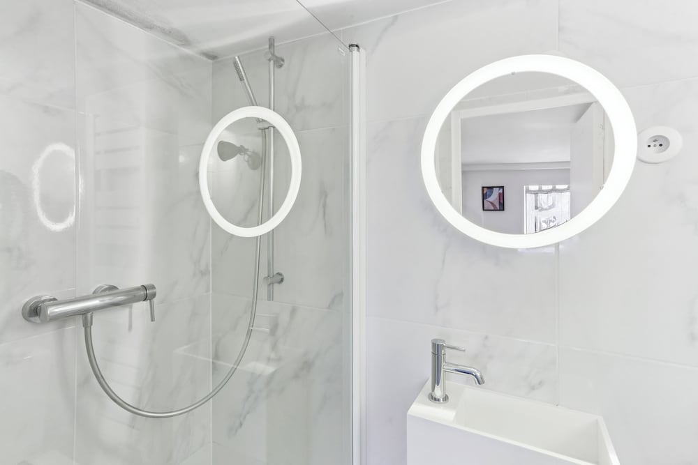 Cozy 1BR Flat in the Heart of République